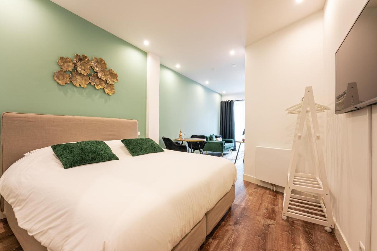 Familie Hotel&Apartments Alkmaar Bagian luar foto