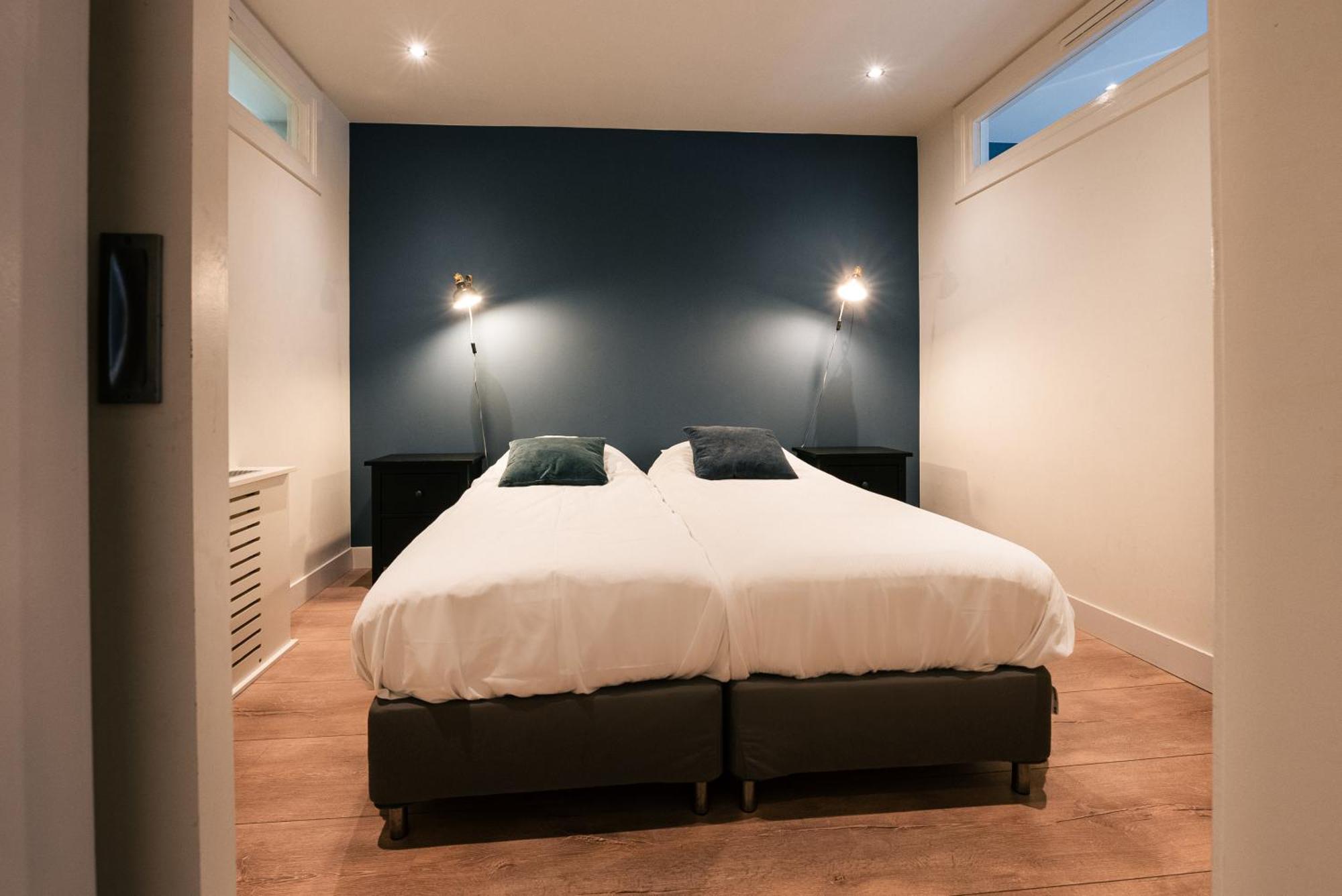 Familie Hotel&Apartments Alkmaar Bagian luar foto