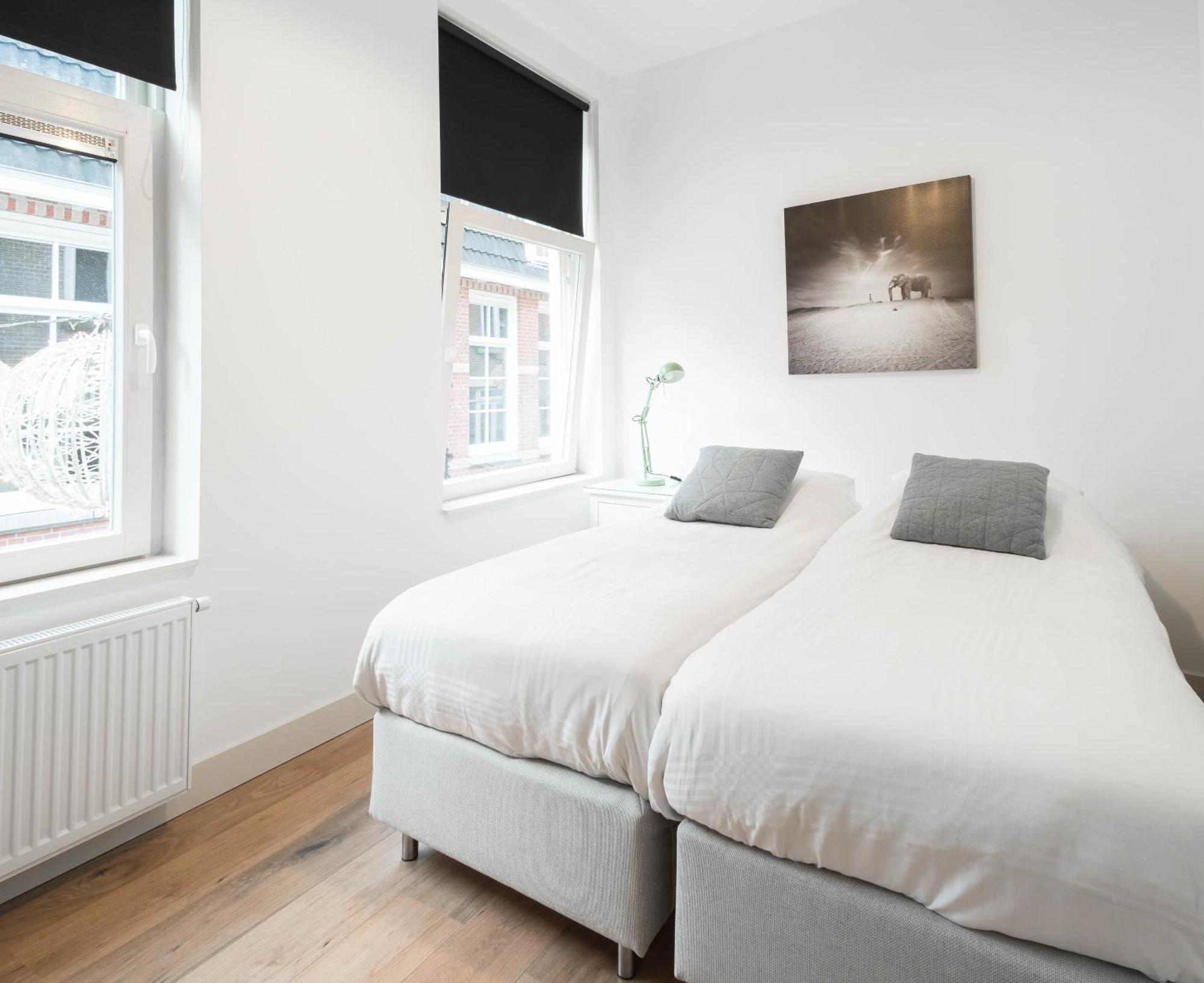 Familie Hotel&Apartments Alkmaar Ruang foto