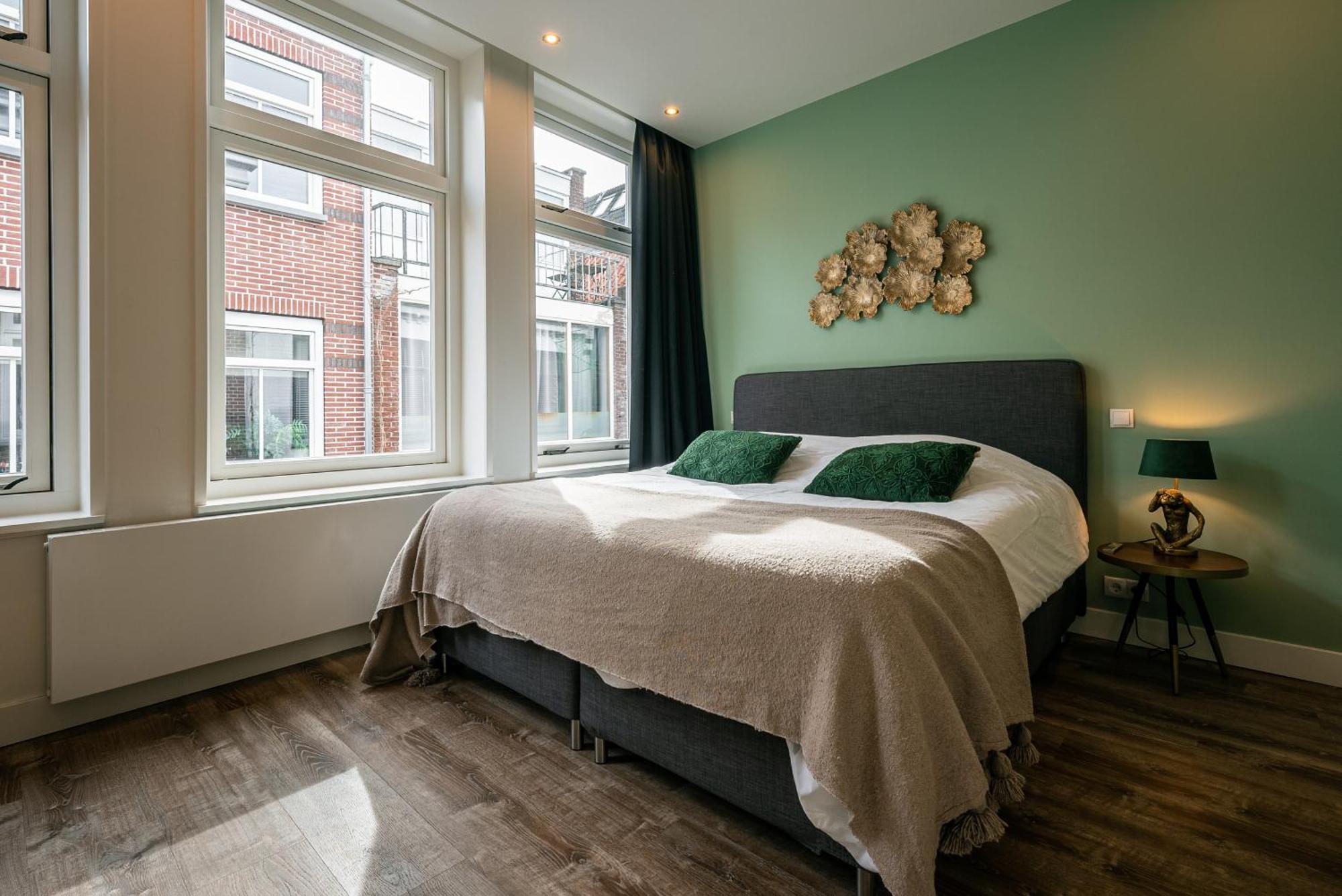 Familie Hotel&Apartments Alkmaar Bagian luar foto